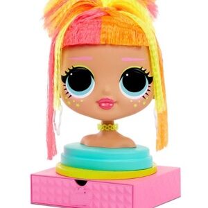 Omg lol doll neonlious styling hair. No hair included. Has small drawer